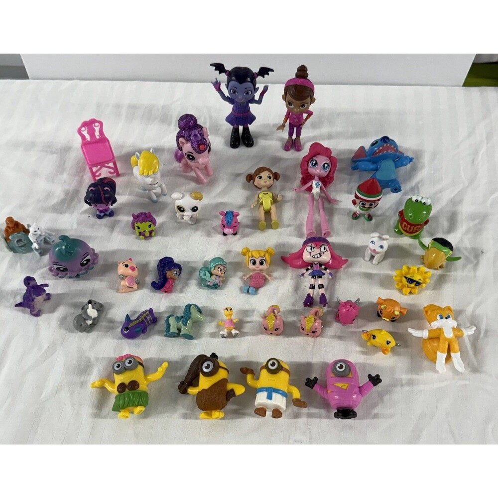 Mixed Mini Figure Lot Vampirina MLP Mermaid Unicorn LPS Minions Fantasy Toys